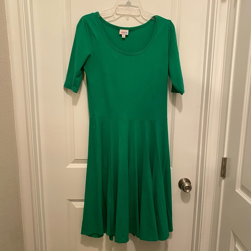 Lularoe Solid Green Nicole Dress